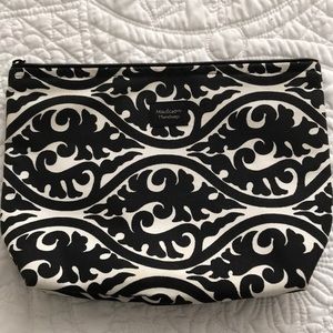 Madison Handbags Clutch